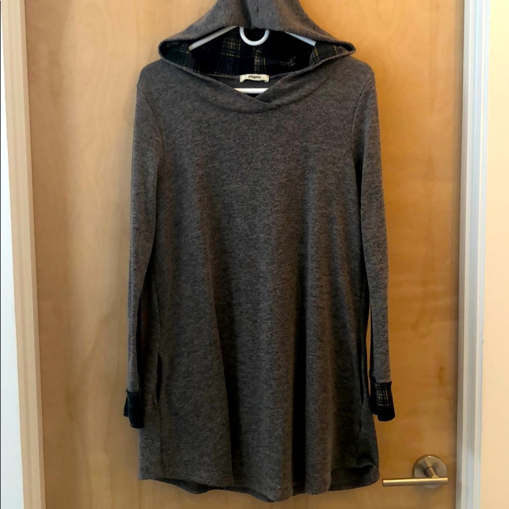 Long Hooded Sweatshirt